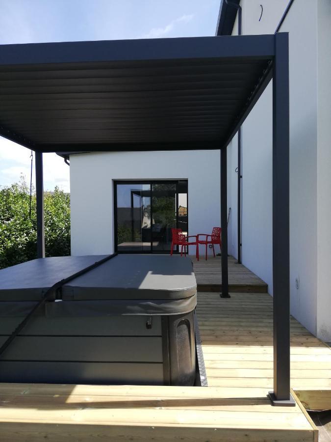 Studio & Spa La Discrete Saint-Evarzec Luaran gambar
