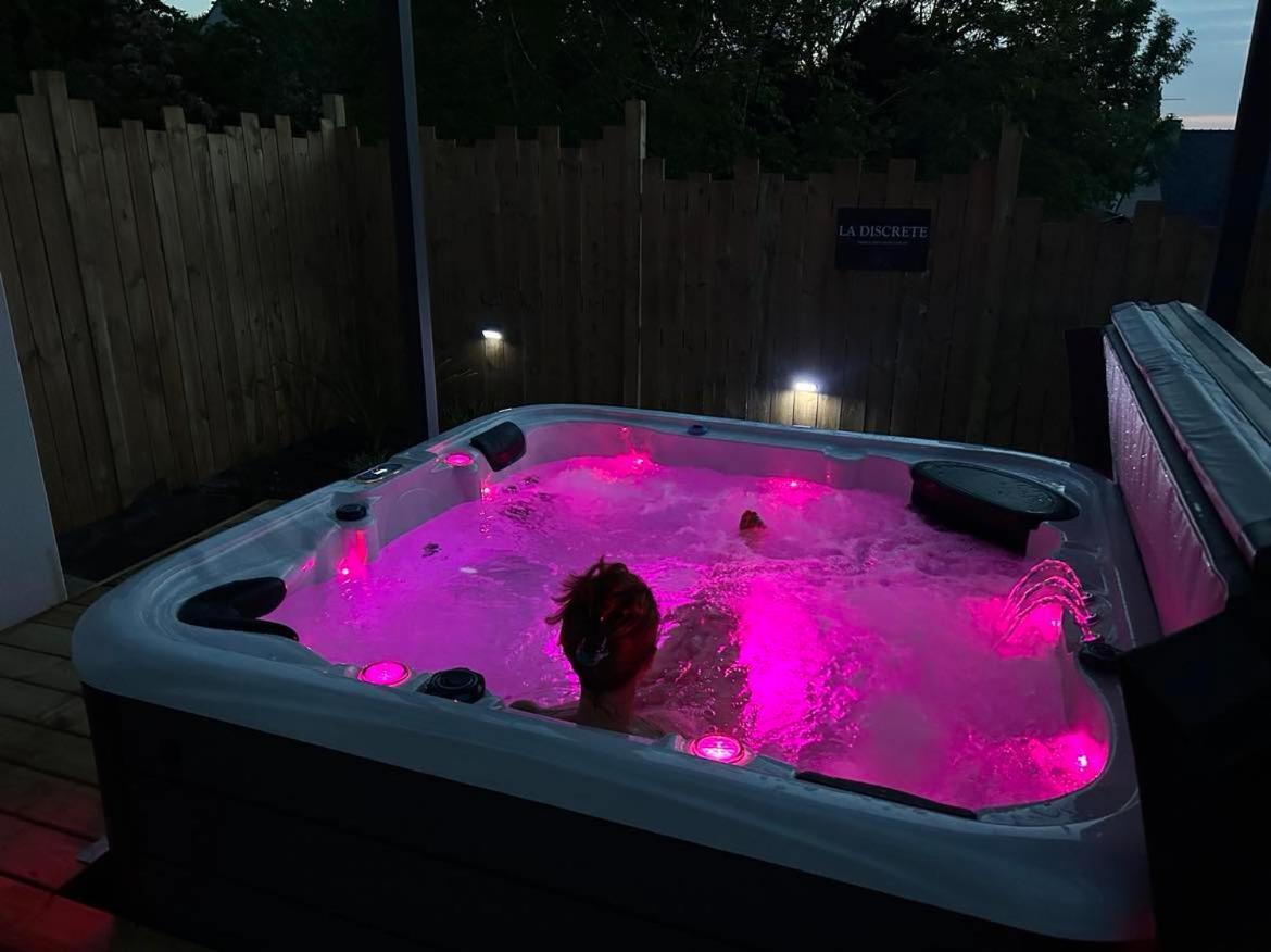 Studio & Spa La Discrete Saint-Evarzec Luaran gambar